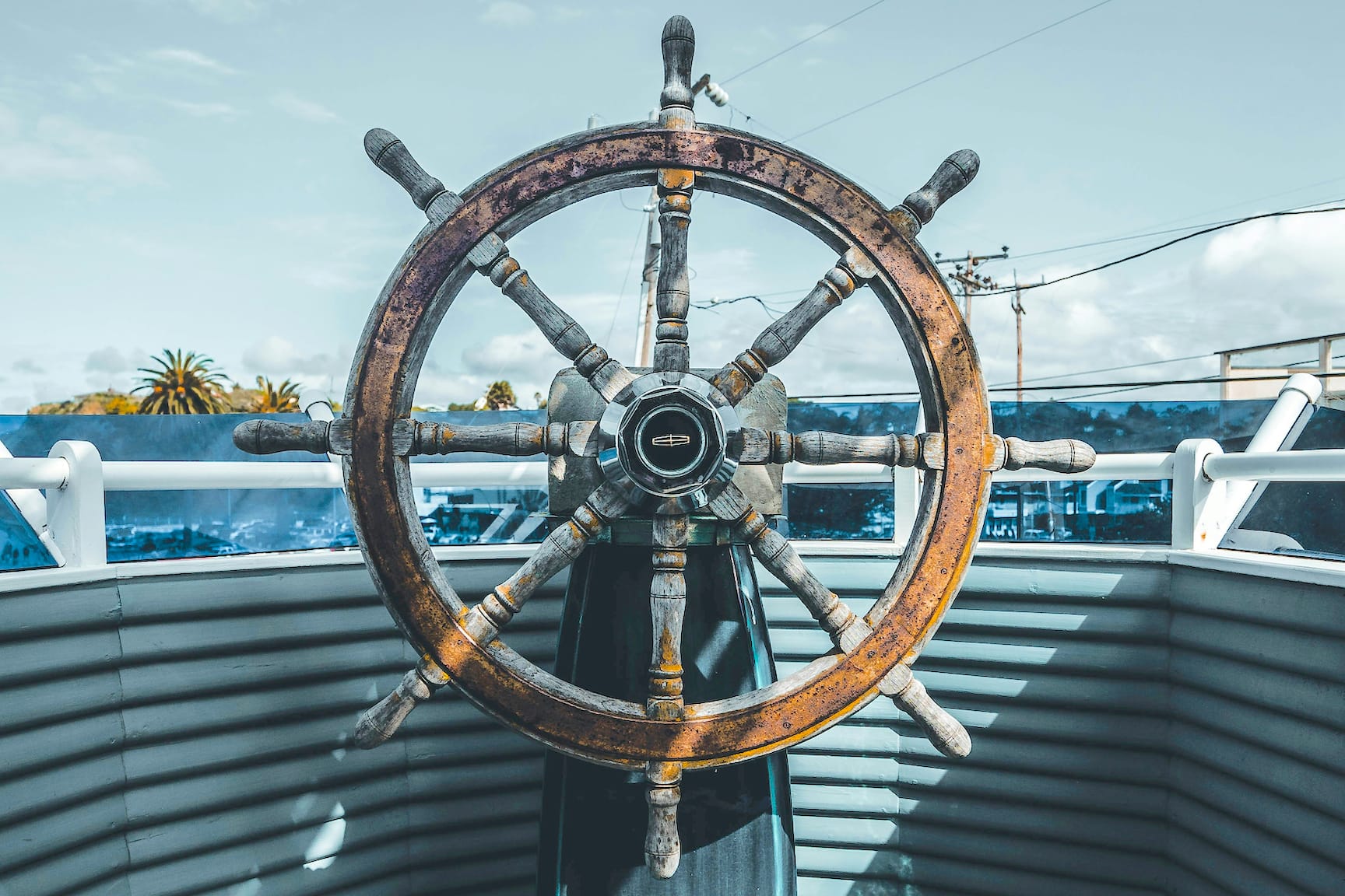 Ship first, commit later: Rish Mukherji of Neynar | Splits Help Center